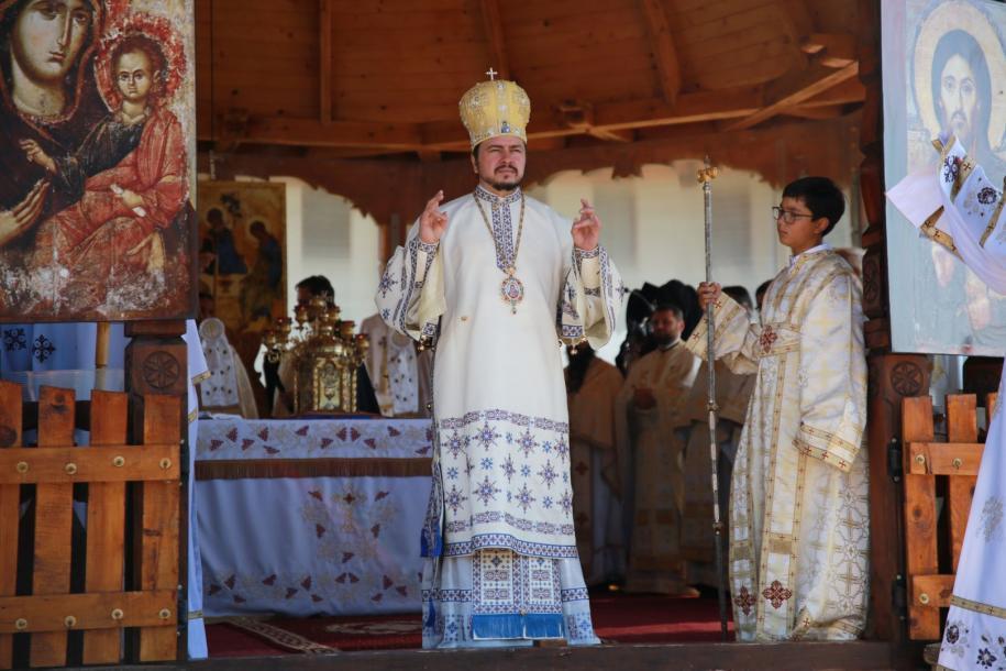 Sfântul Mucenic Pantelimon a fost cinstit la Mănăstirea Paltin din Petru Vodă / foto: Flavius Popa