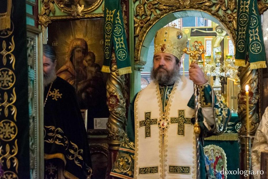 PS Nichifor Botoșăneanul, rostind cuvântul de învățătură / Foto: Mihail Vrăjitoru